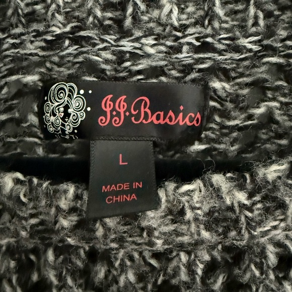 J J Basics Women's Gray Knit Sweater - Picture 4 of 5